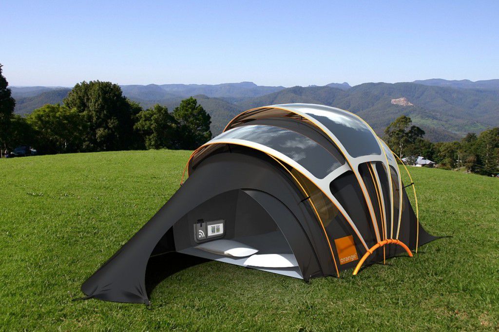 Saules enerģijas telts ORANGE – kempingu un festivālu nākotne